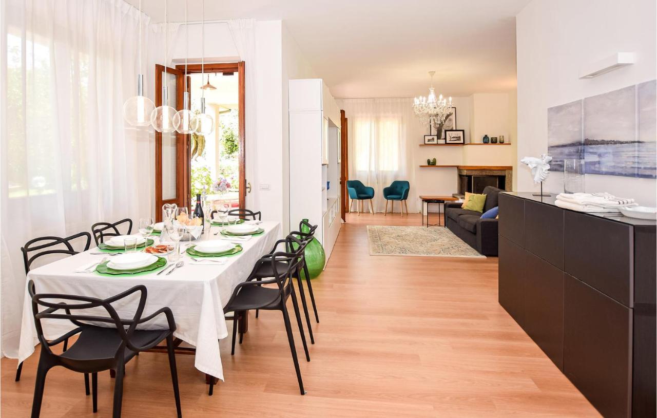 Cozy Home In Anguillara Sabazia With Kitchenette Esterno foto